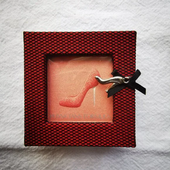 Fun Makeup Bundle - Picture 2 of 9